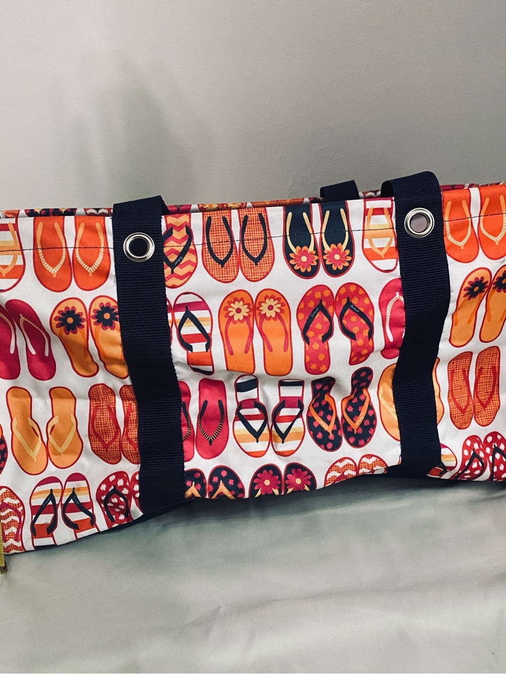 Thirty-One Gifts Flip Flop Print Beach Tote Set Utility Tote Cooler,Cinch Bundle - Picture 10 of 11